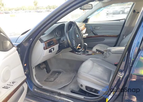 2011 BMW 328I xDrive z USA, uszkodzony, nr VIN WBAUU3C50BA542420